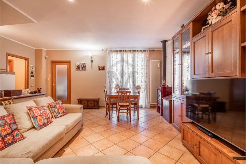 imm_45037-20250922162152-1280-