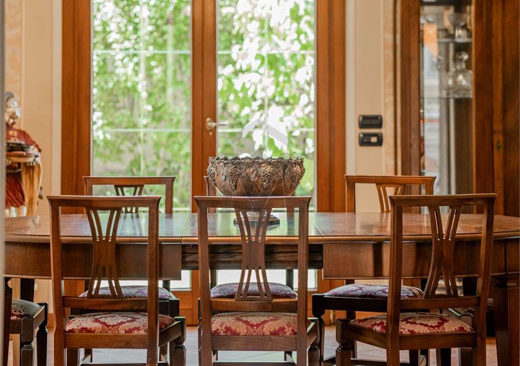 imm_45403-20250929153322-1280