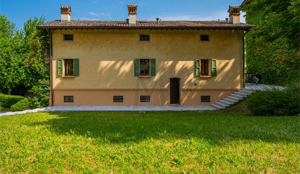 imm_45546-20251009111218-1280-