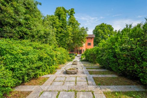 imm_45553-20251009110434-1280-