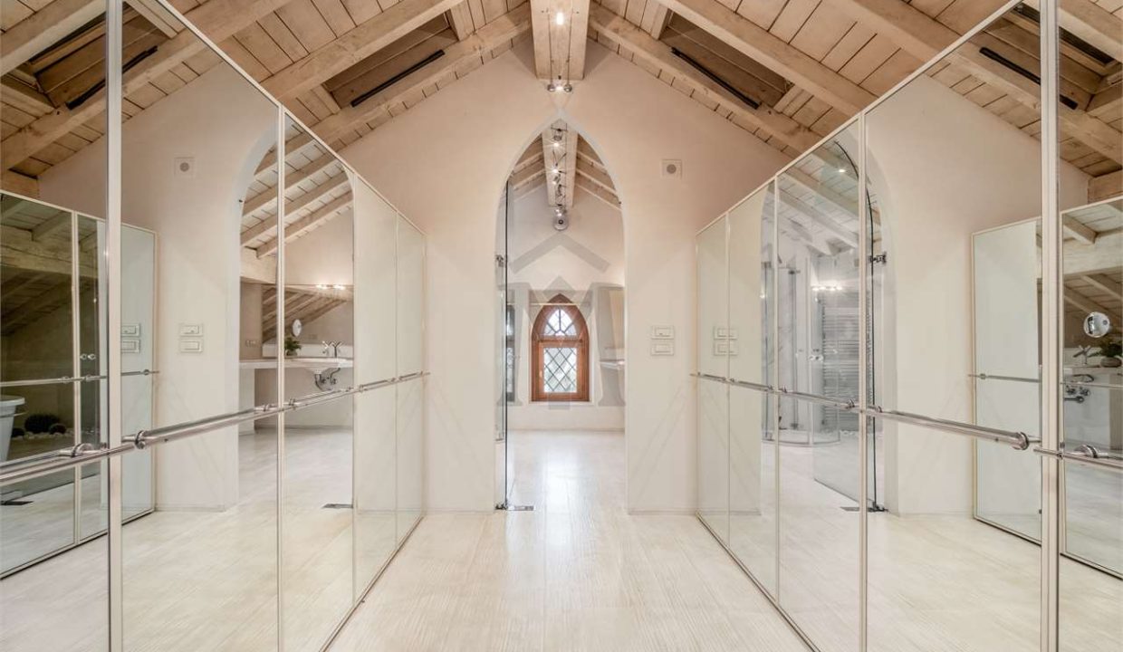 imm_45578-20251009110303-1280-