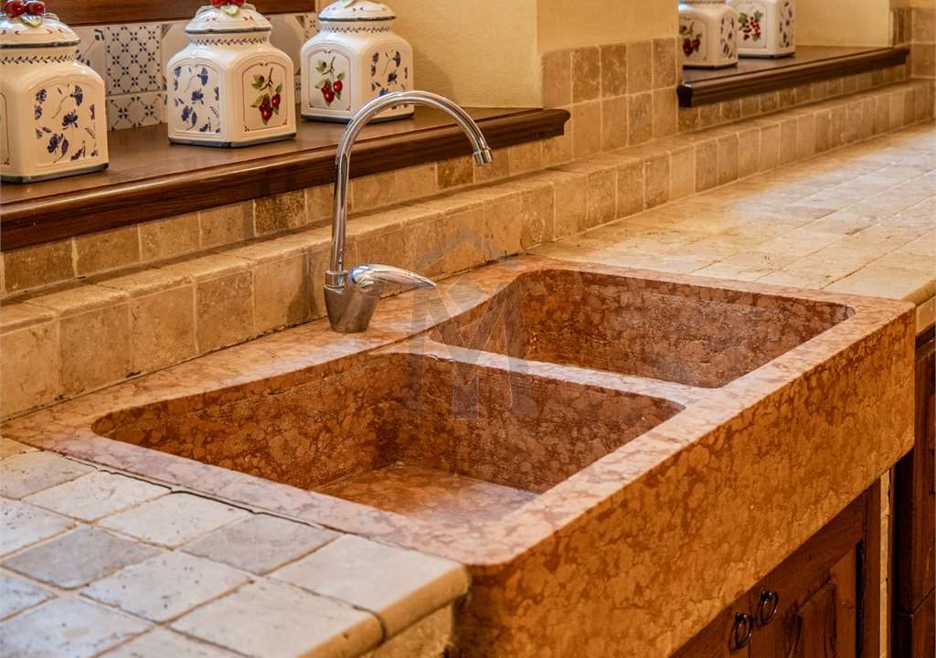 imm_45625-20251009111722-1280