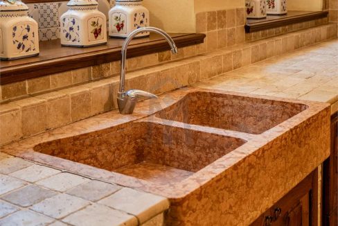 imm_45625-20251009111722-1280