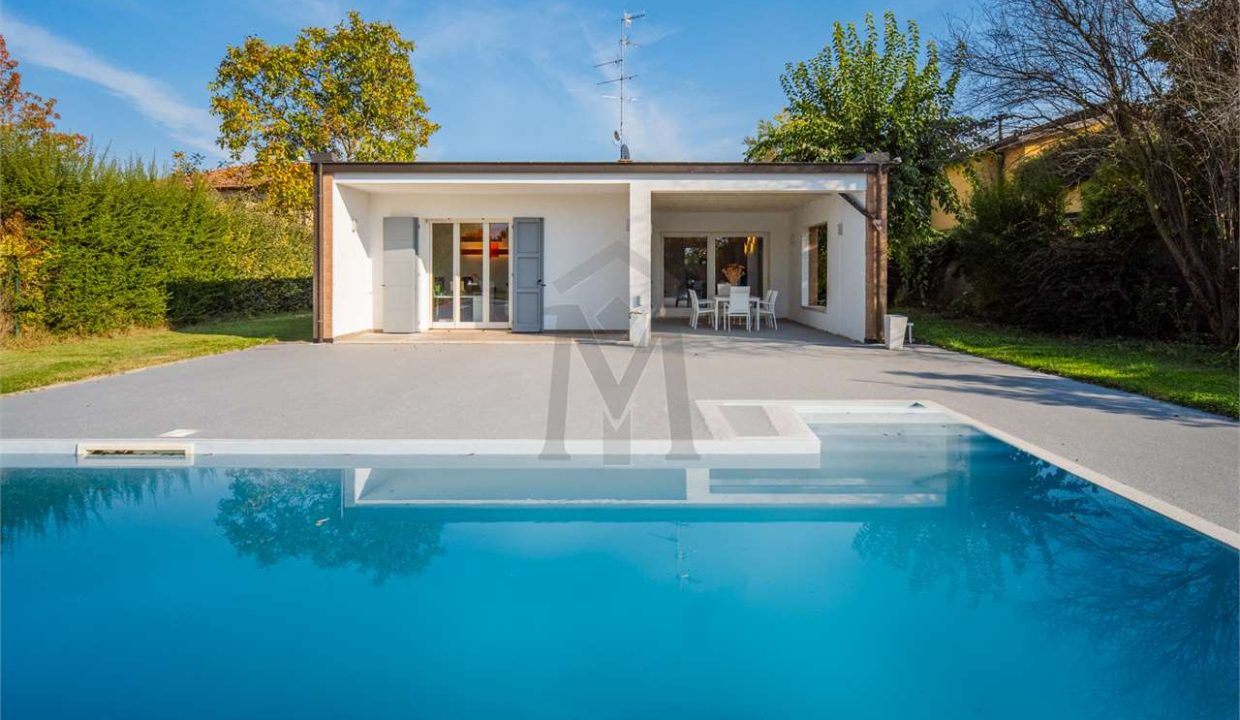 imm_45867-20251016110950-1280-