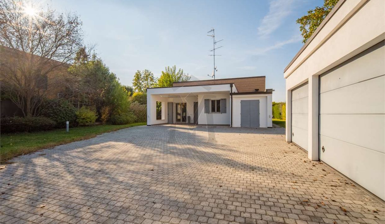 imm_45876-20251016105749-1280-