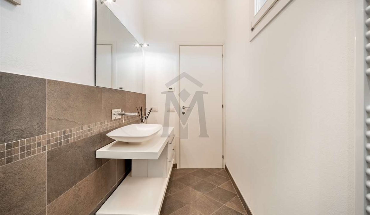 imm_45904-20251016105420-1280-