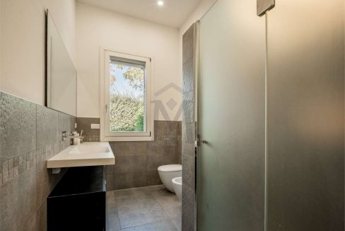 imm_45911-20251016105428-1280-