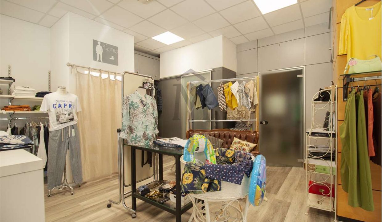 imm_45922-20251017164240-1280-