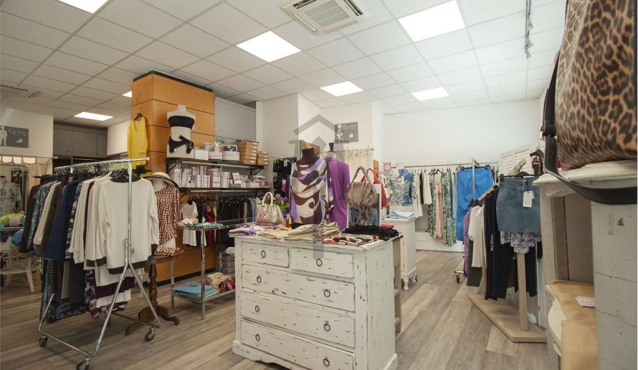 imm_45926-20251017164248-1280-