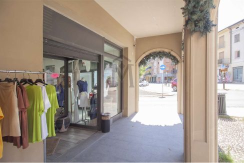 imm_45927-20251017164231-1280-