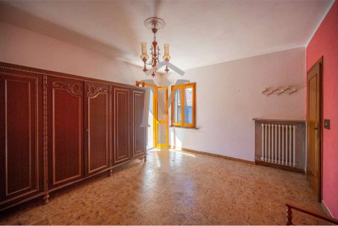 imm_46251-20251104093131-1280-