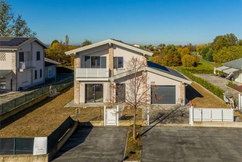 imm_46367-20251106174022-1280-