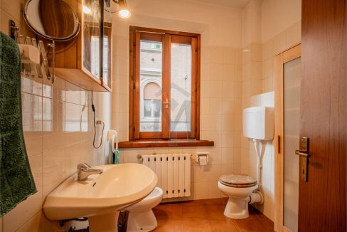 imm_46595-20251128121707-1280-