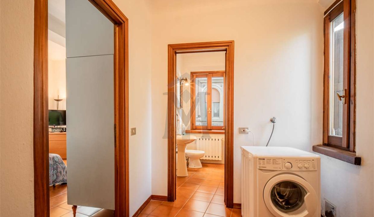 imm_46596-20251128121710-1280-