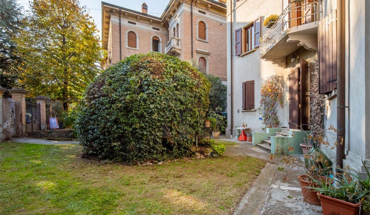 imm_46599-20251128121413-1280-