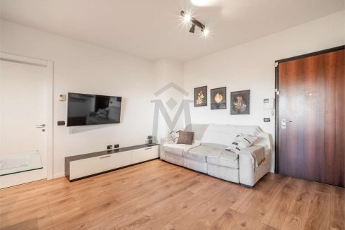 imm_46693-20251202111009-1280-