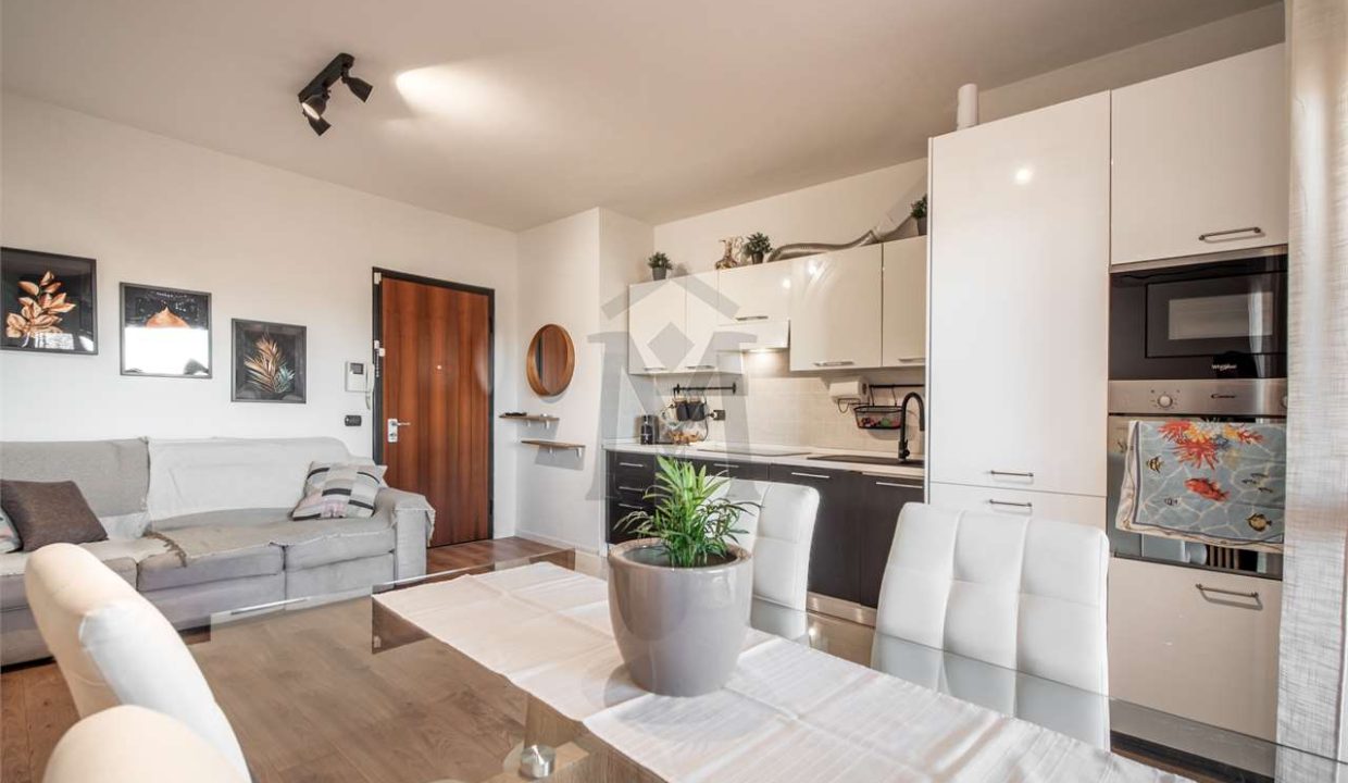 imm_46696-20251202110945-1280-