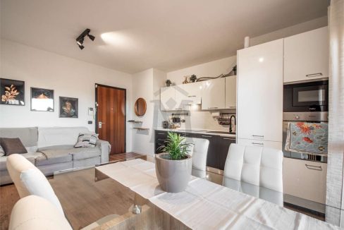 imm_46696-20251202110945-1280-