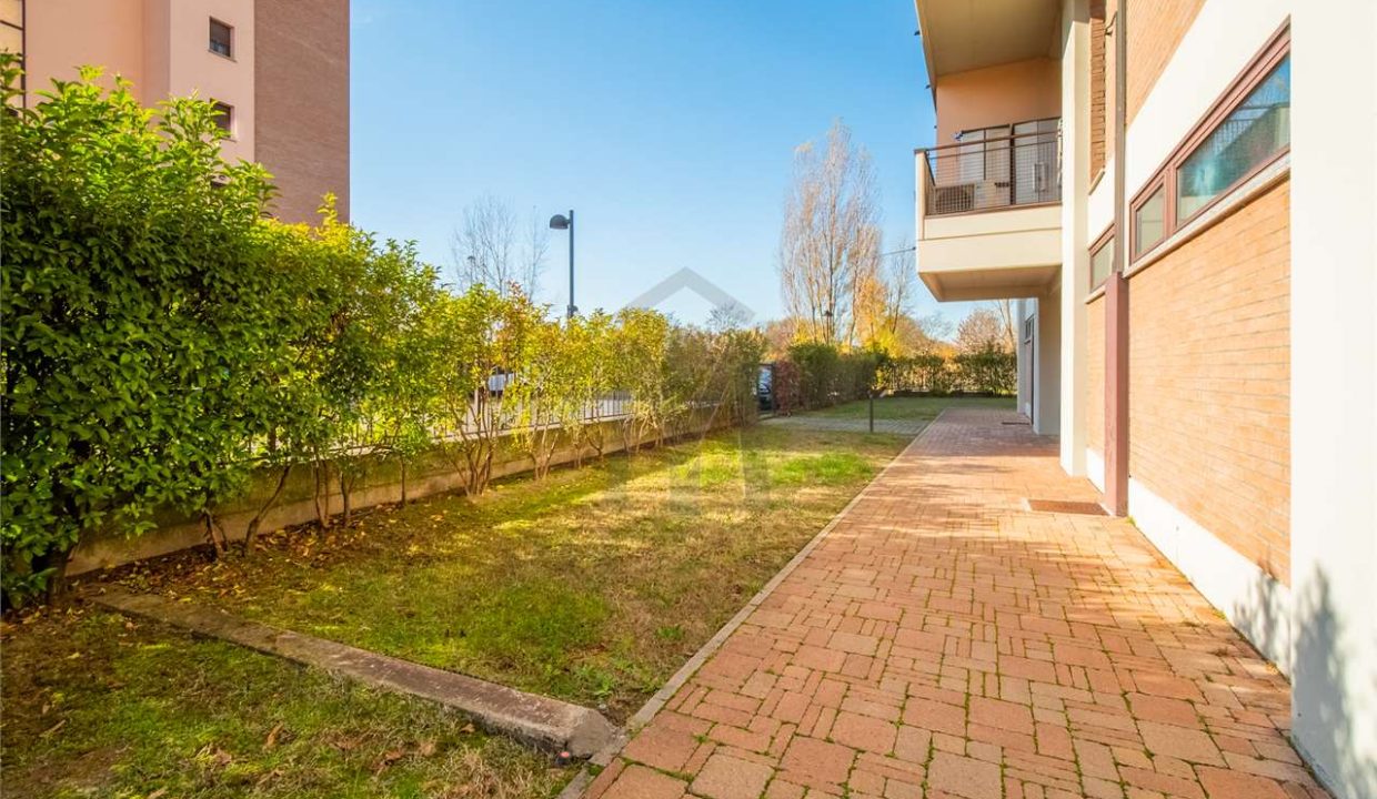 imm_46707-20251202111858-1280-