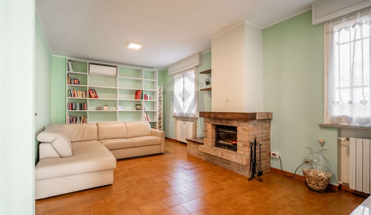 imm_46806-20251204161011-1280-