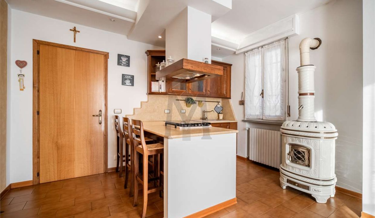 imm_46812-20251204161119-1280-