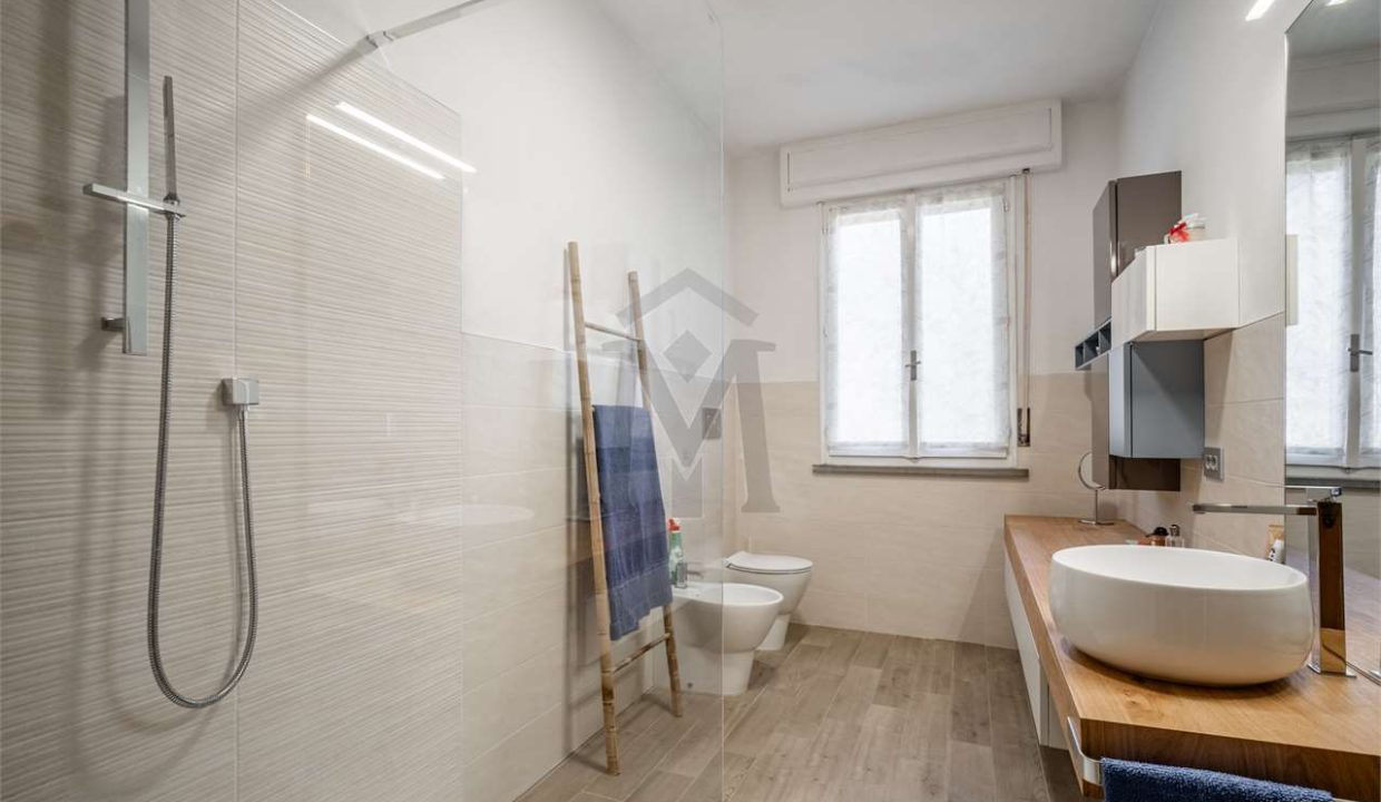 imm_46818-20251204162034-1280-