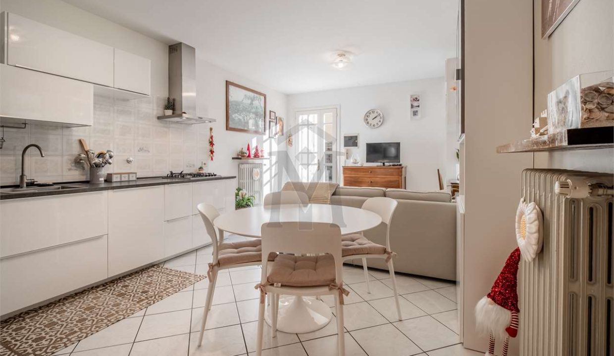 imm_46944-20251204162145-1280-