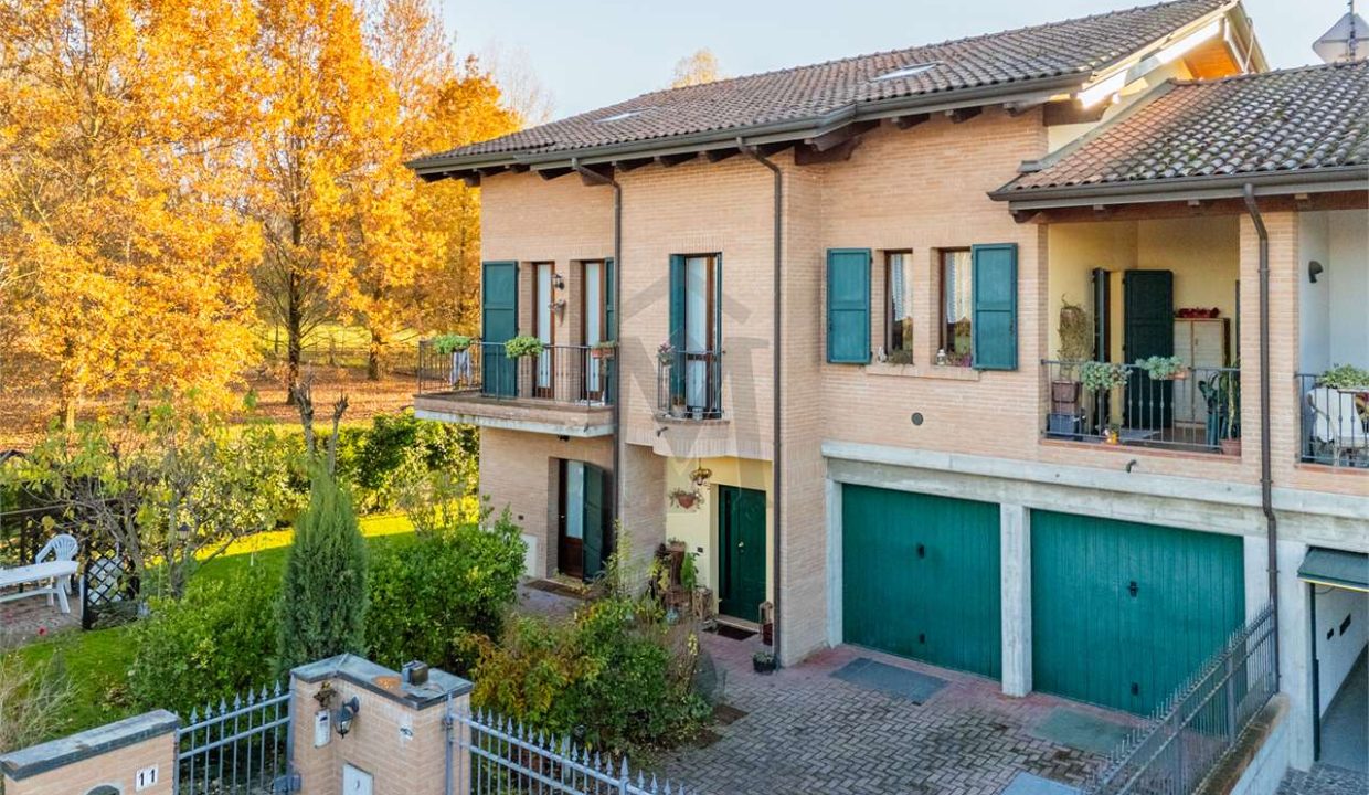 imm_46958-20251202184913-1280-