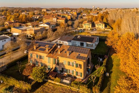 imm_46962-20251202183554-1280-