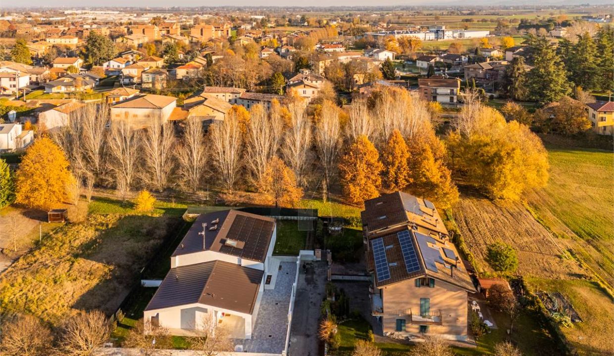 imm_46964-20251202183559-1280-