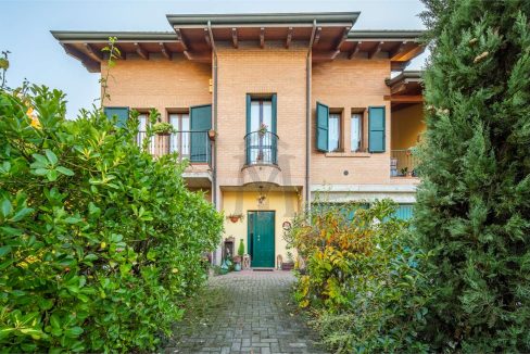 imm_46974-20251202185044-1280-