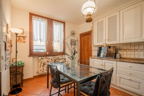 imm_47012-20251202184115-1280-