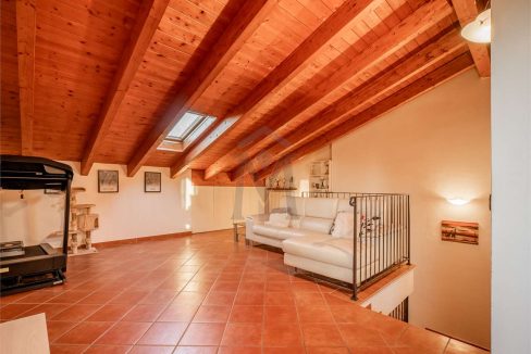 imm_47018-20251202184415-1280-