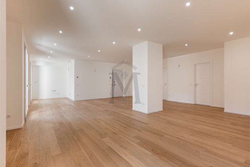 imm_47381-20251218121132-1280-