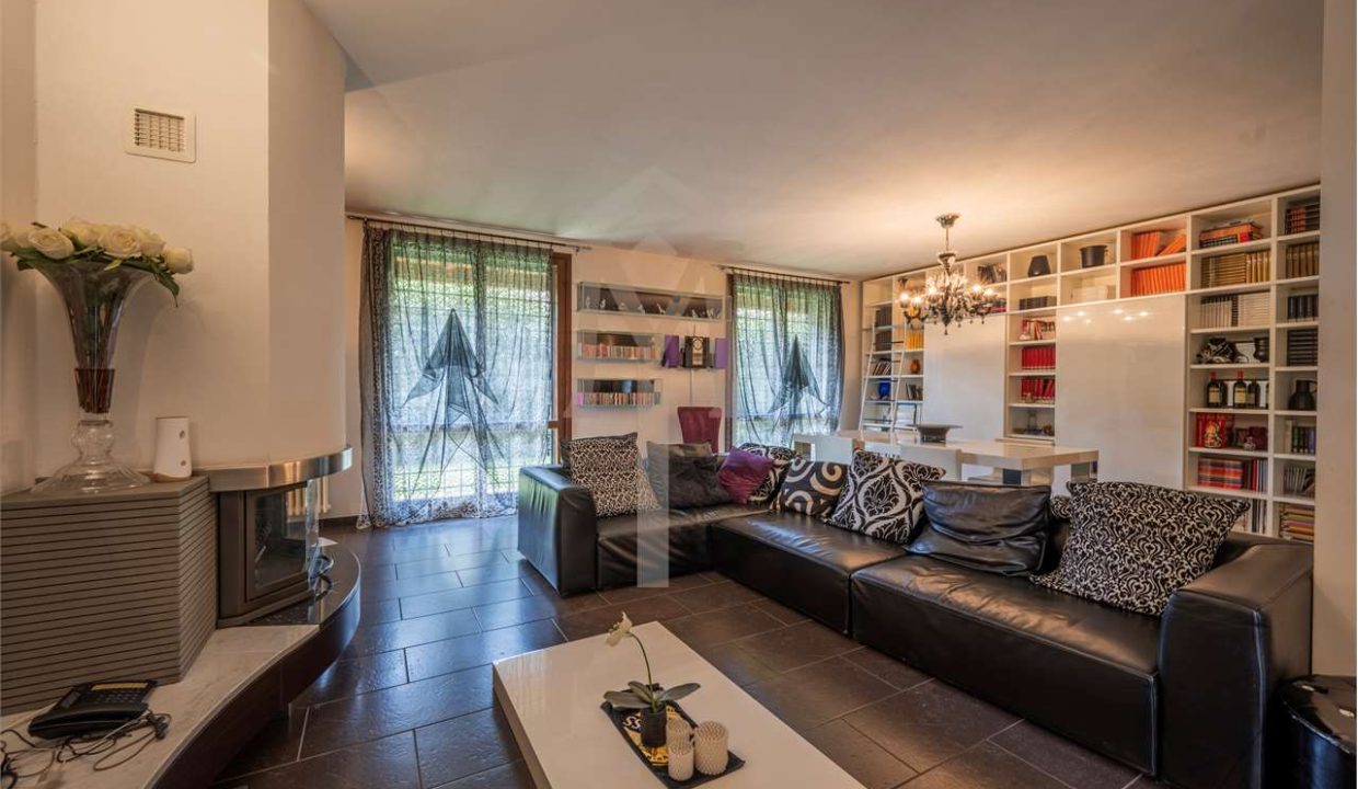 imm_37502-20251013102718-1280-