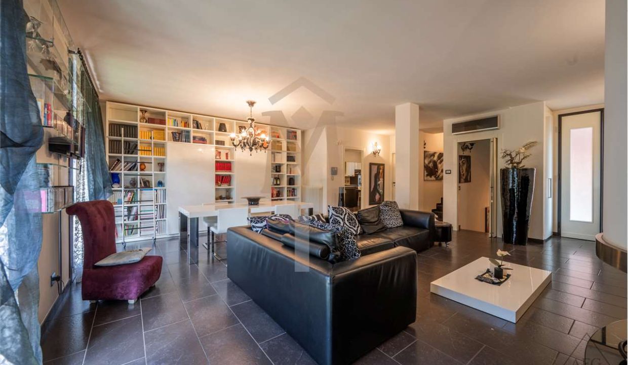 imm_37503-20251013102714-1280-