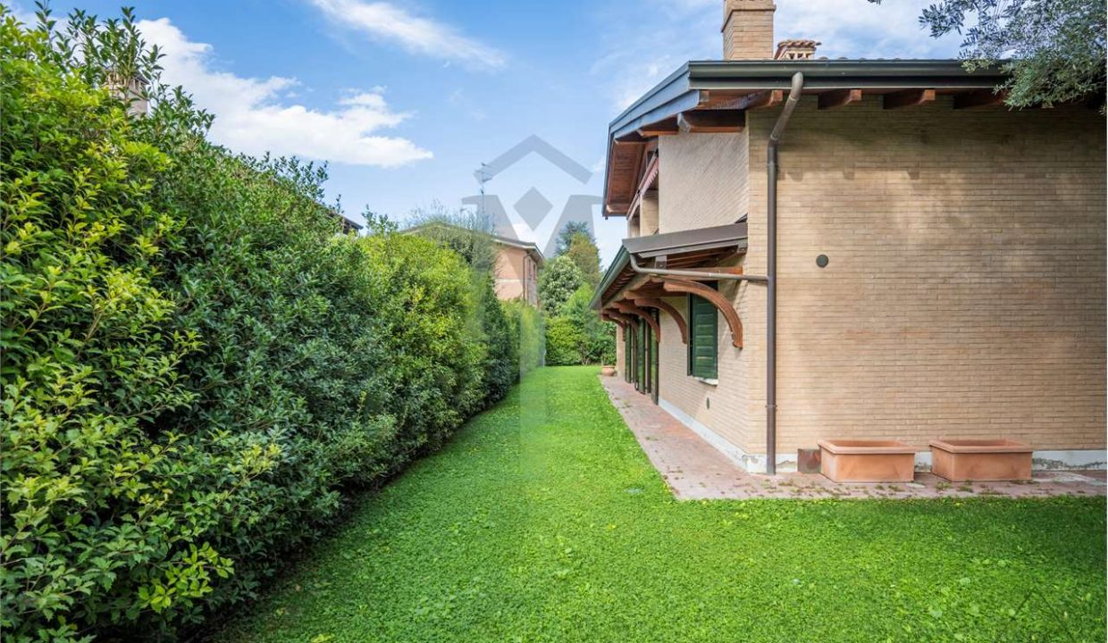 imm_37515-20240927163155-1280-