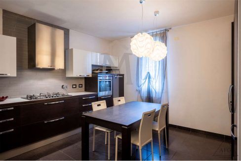 imm_37532-20251013102736-1280-