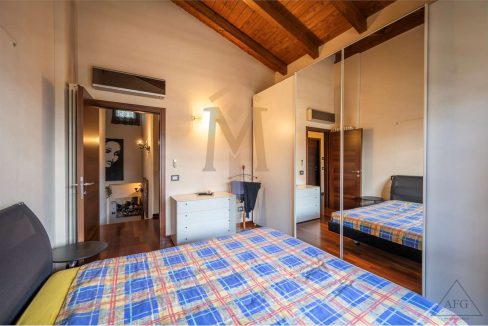 imm_37535-20251013103003-1280-