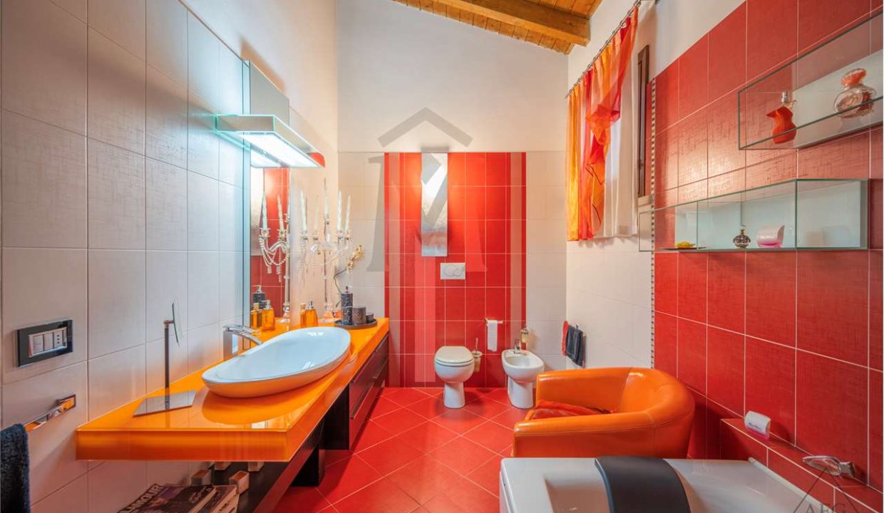 imm_37537-20251013103111-1280-