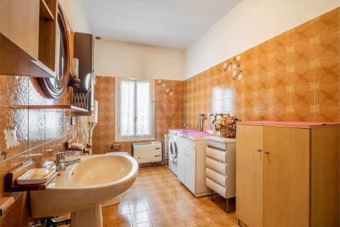 imm_41373-20250917171618-1280-