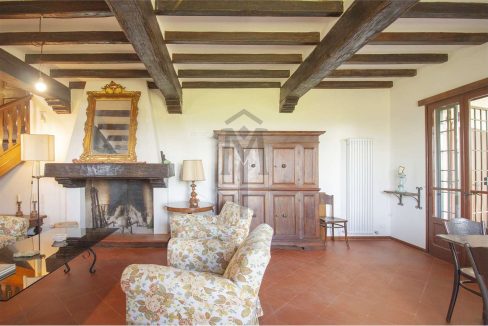 imm_41702-20250801162631-1280-