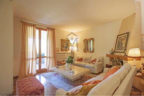 imm_42990-20250512153006-1280-