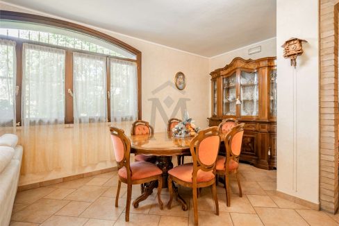 imm_44415-20250801161516-1280-