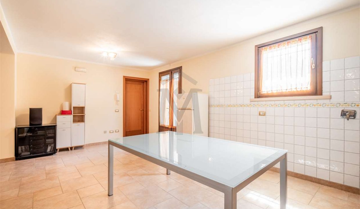 imm_44444-20250801172043-1280-