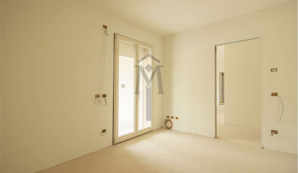 imm_44564-20250806183306-1280-