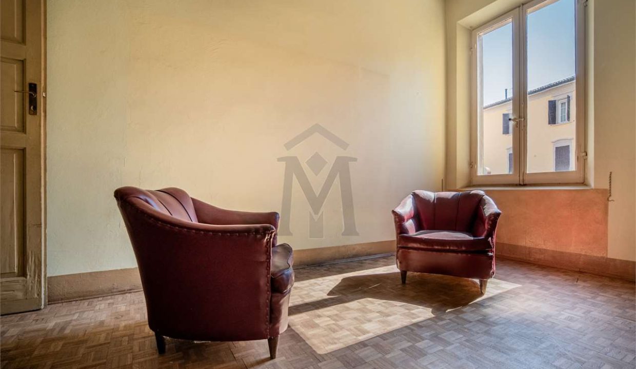 imm_44660-20251106122414-1280-