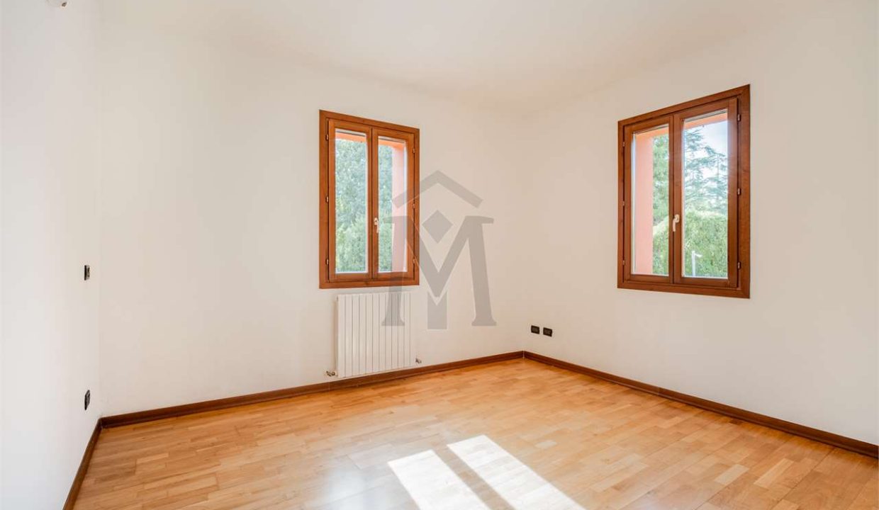 imm_44716-20250904152902-1280-