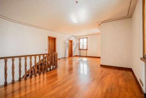 imm_44755-20250910134627-1280-