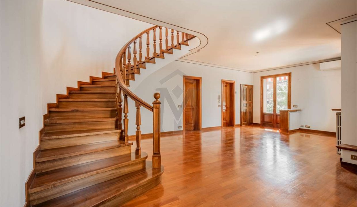 imm_44768-20250910134939-1280-